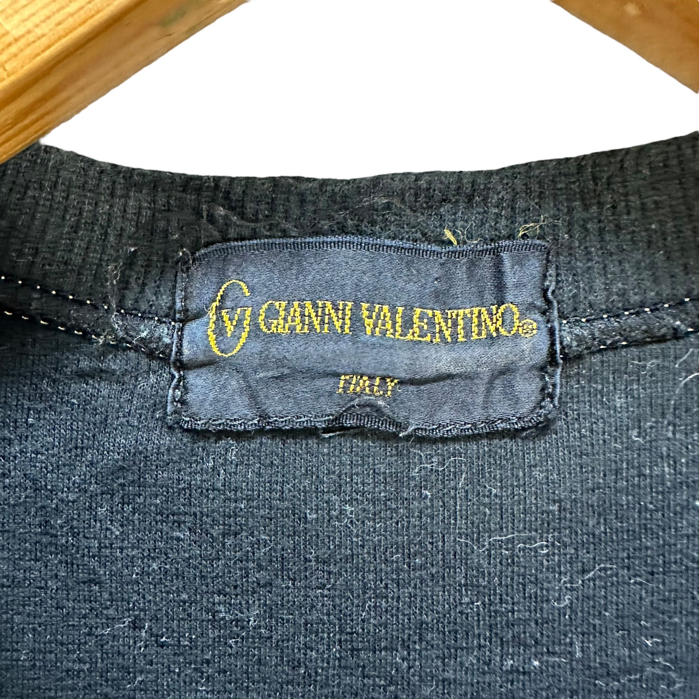 Gianni Valentino Gianni Valentino Embroidery Center Logo Sweater #A1-0014 Size US S / EU 44-46 / 1 - 7 Thumbnail
