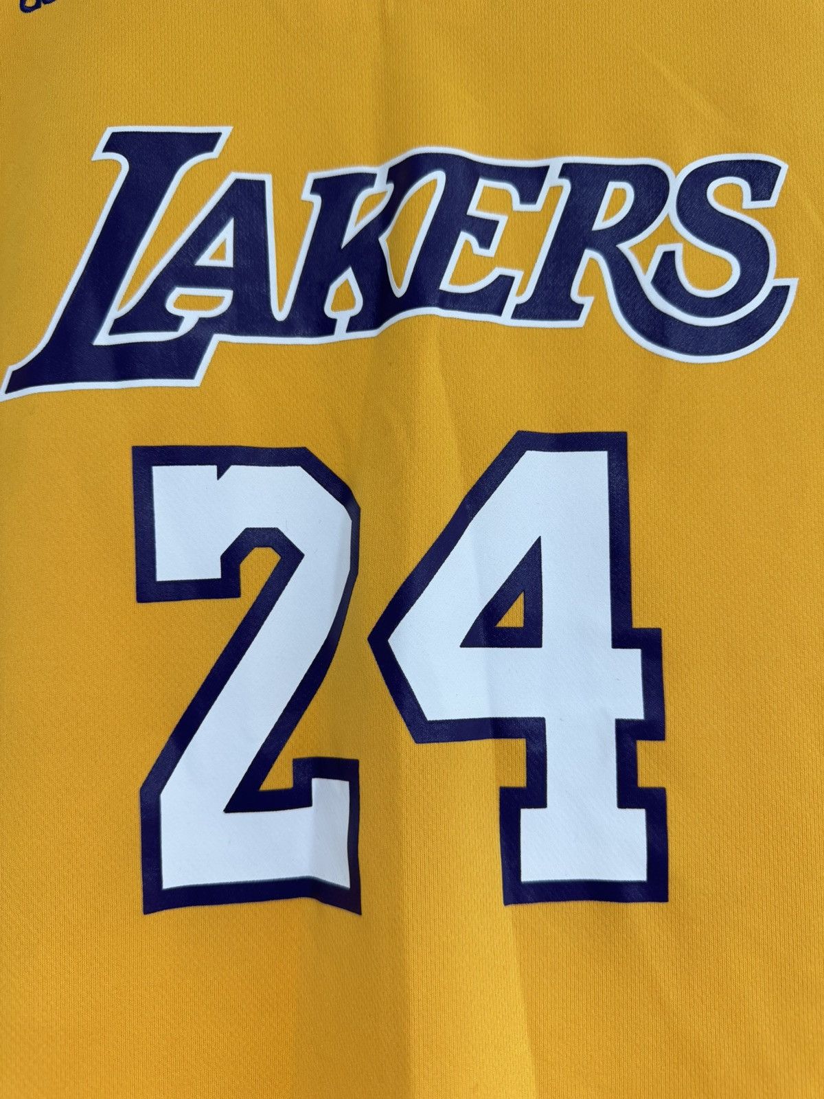 Adidas Kobe Bryant #24 Los Angeles Lakers Basketball Jersey NBA Kit Size US S / EU 44-46 / 1 - 5 Thumbnail