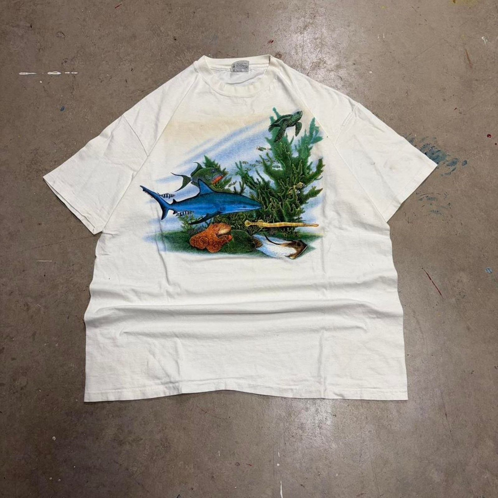 Hanes 90s aop nature tee Size US XXL / EU 58 / 5 - 1 Thumbnail