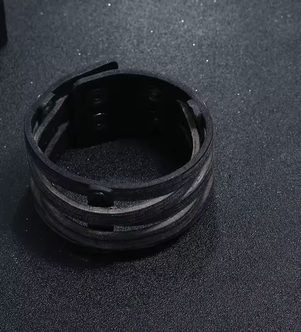 Other Cool Style Bangles Hands Bracelets Size ONE SIZE - 2 Thumbnail