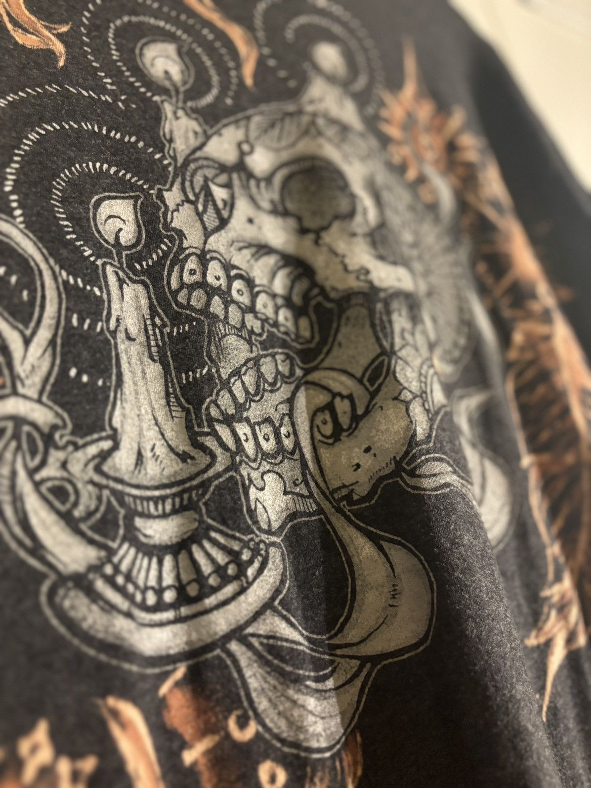 Handmade × Old Navy “Sorcery” -Hand-Bleach-Painted T-Shirt Size US XL / EU 56 / 4 - 4 Thumbnail