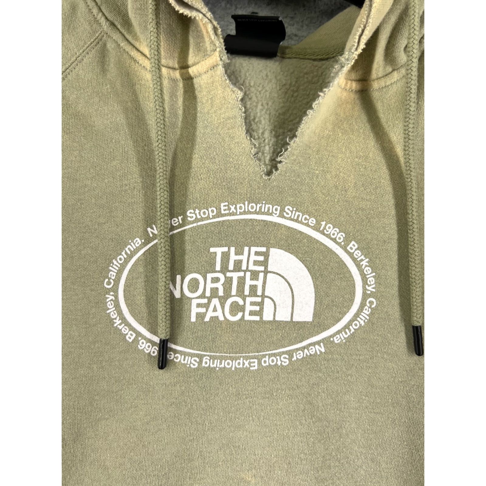 The North Face VINTAGE The North Face Hoodie Shirt Women M Green Logo Pocket Small Flaw Size M / US 6-8 / IT 42-44 - 6 Thumbnail