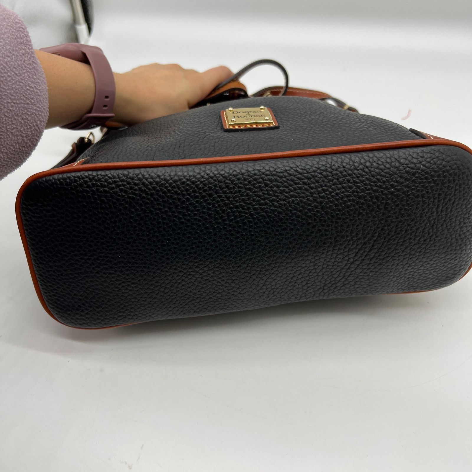 Dooney & Bourke Dooney & Bourke Pebble Leather Crossbody Purse Black Size ONE SIZE - 8 Thumbnail