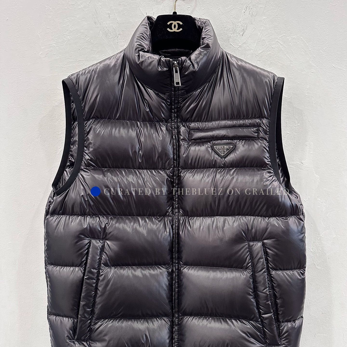 Prada Sleek Black Down Vest with Logo Plaque Size US M / EU 48-50 / 2 - 1 Thumbnail