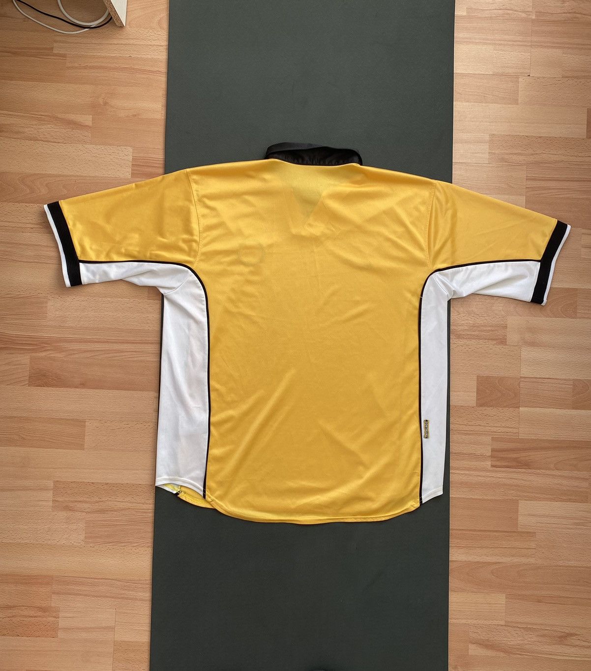 Nike × Vintage 1998-00 Borussia Dortmund Jersey Home Shirt Vintage Footbal Size US XL / EU 56 / 4 - 5 Thumbnail