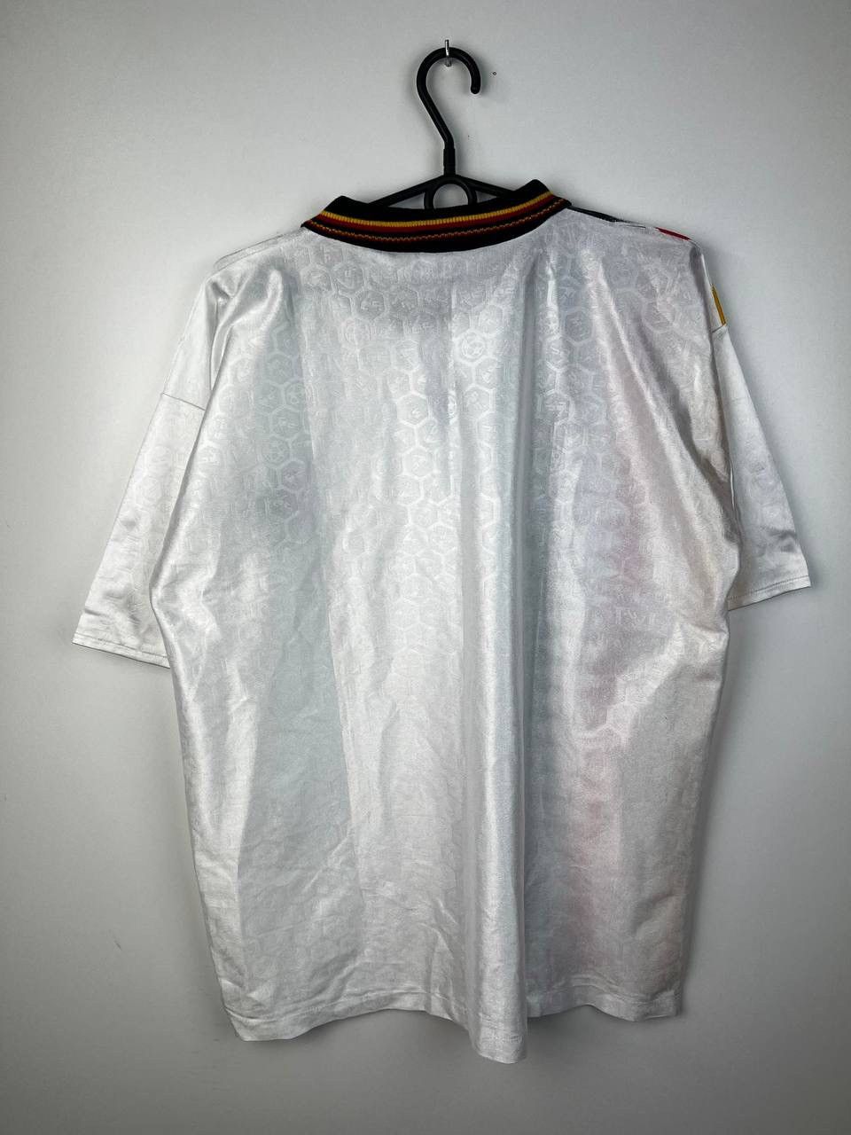 Vintage Germany ASICS 90s football vintage t-shirts size XL Size US XL / EU 56 / 4 - 2 Thumbnail
