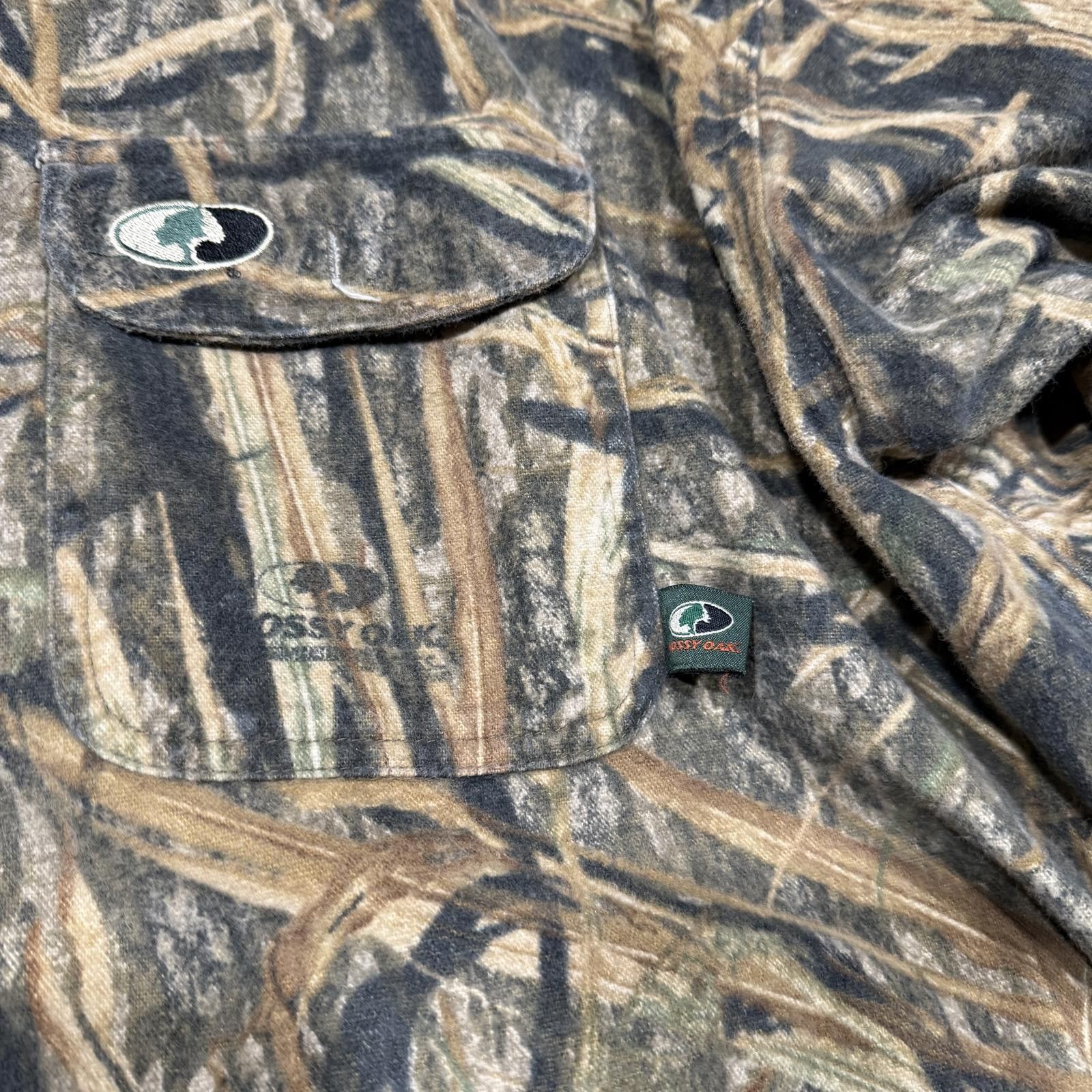 Mossy Oaks Mossy Oak Camo Long Sleeve Button Up Hunting Shirt Size US XL / EU 56 / 4 - 4 Thumbnail