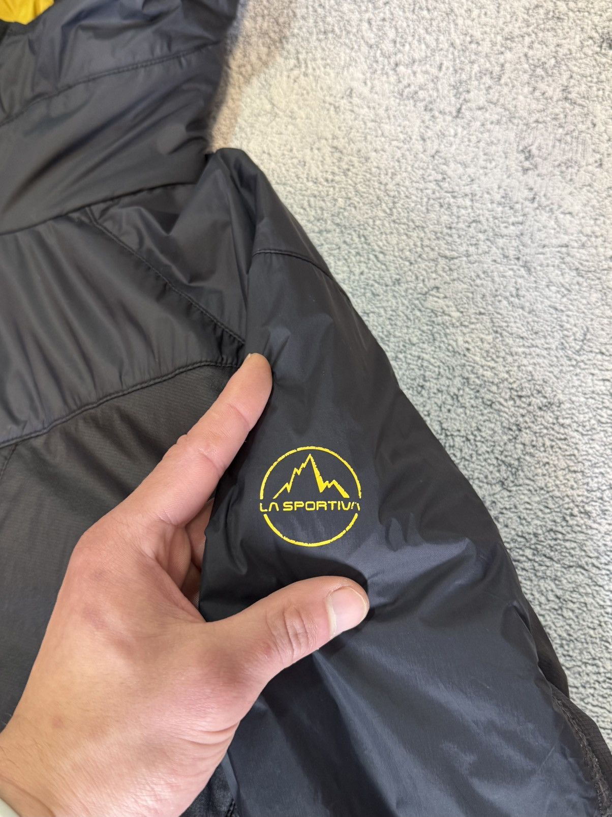 La Sportiva La Sportiva Pegasus 2.0 Primaloft Jacket Ripstop Outdoor Men Size US L / EU 52-54 / 3 - 13 Thumbnail