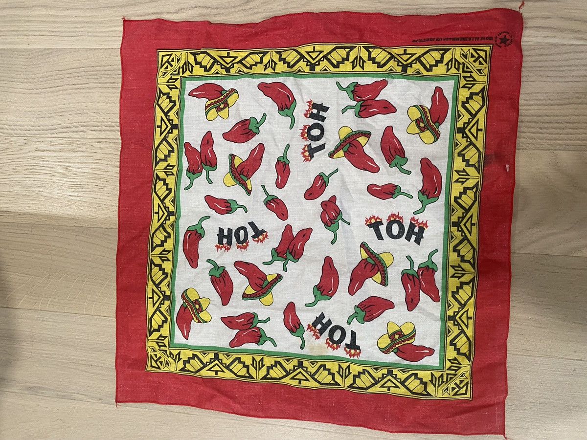Vintage Vintage Red Hot Chili Peppers bandana scarf Size ONE SIZE - 4 Thumbnail