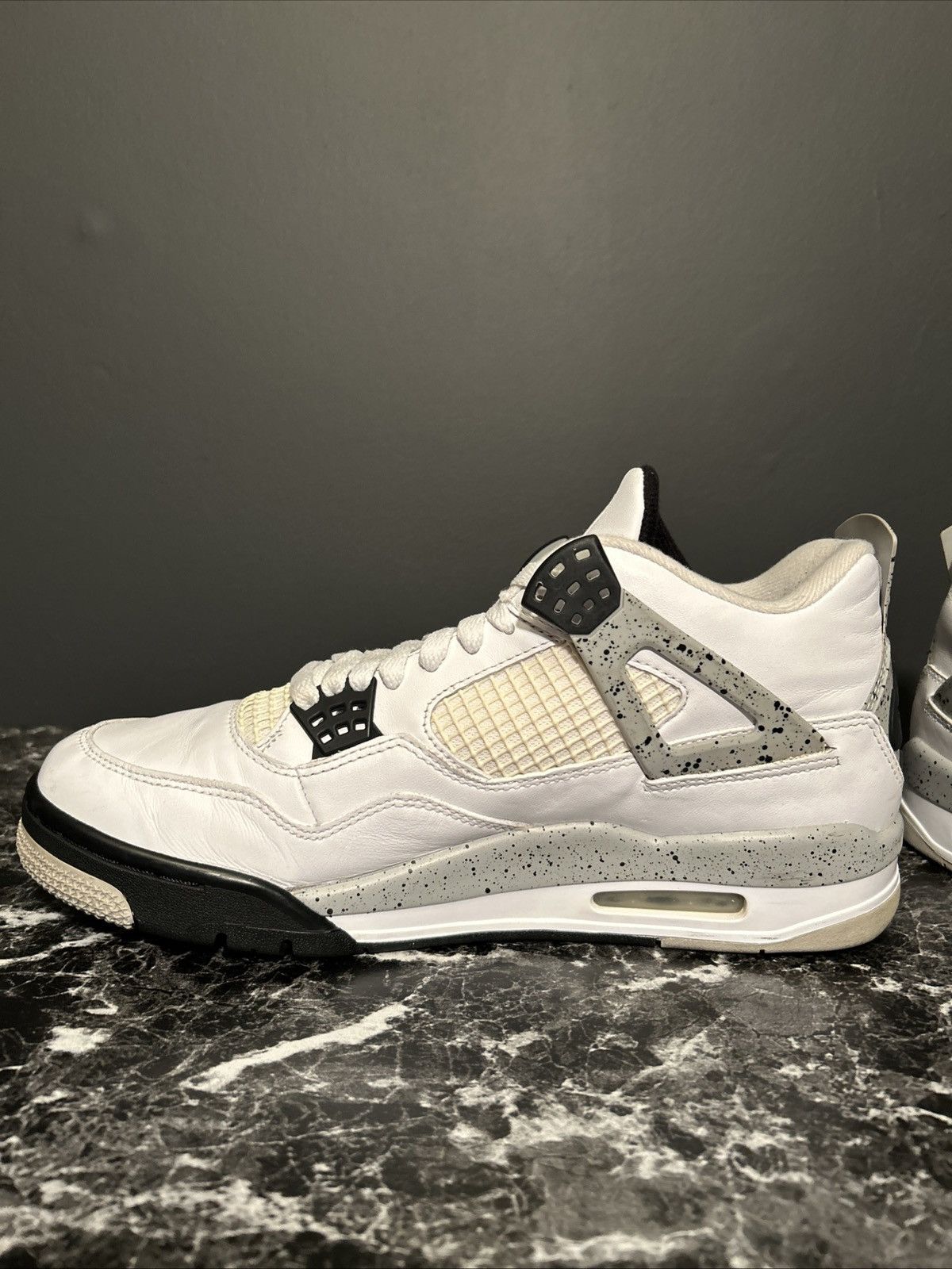 Nike Nike Air Jordan 4 White Cement Mens Size 10.5 840606-192 Size US 10.5 / EU 43-44 - 5 Thumbnail