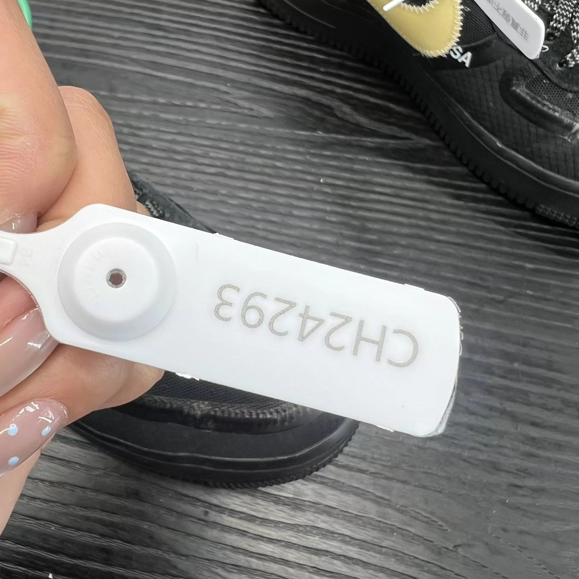 Off-White OW x Nike Air Force 1 Black 40.5 Size US 7.5 / EU 40-41 - 9 Thumbnail