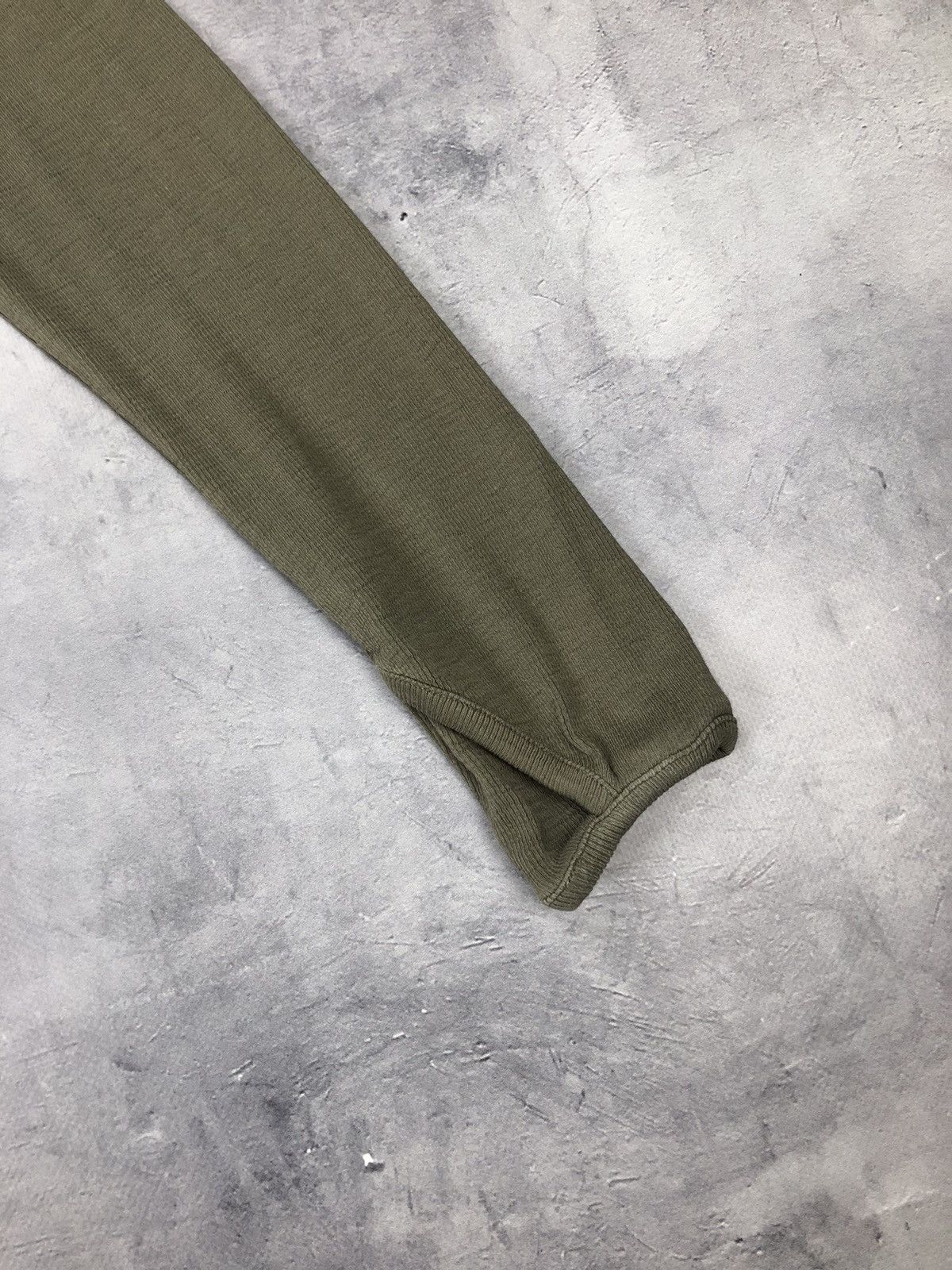 Helmut Lang helmut lang Olive Green long sleeve S Size US 36 / EU 52 - 4 Thumbnail