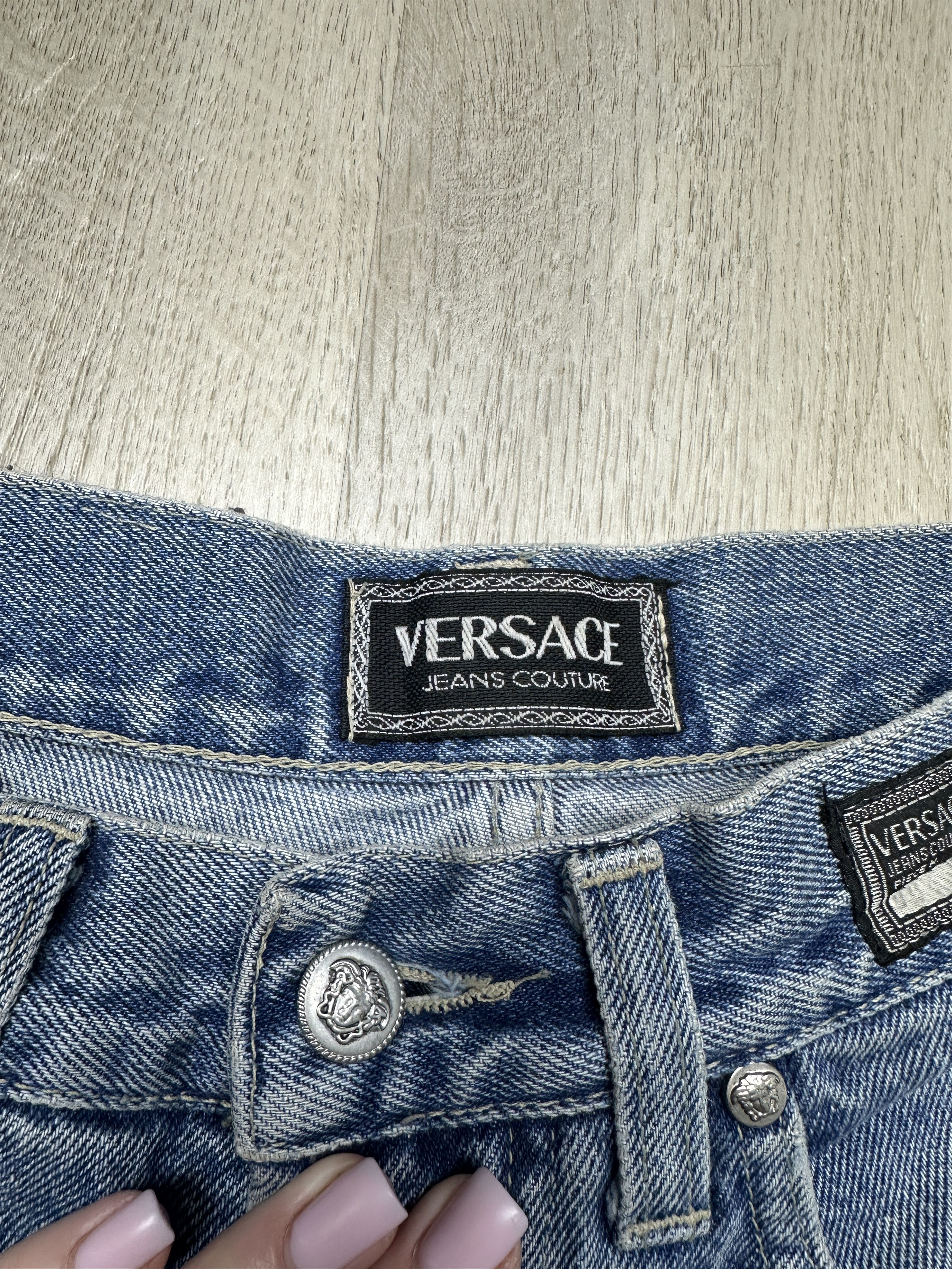 Versace Versace 90s Vintage Denim Shorts Cropped Pants Size 30" / US 8 / IT 44 - 7 Thumbnail
