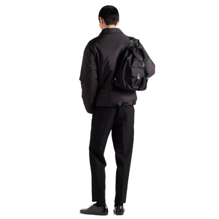 Prada o1mt1gz0226 Re-Nylon Padded Polyamide Jacket in Black Size US L / EU 52-54 / 3 - 4 Thumbnail