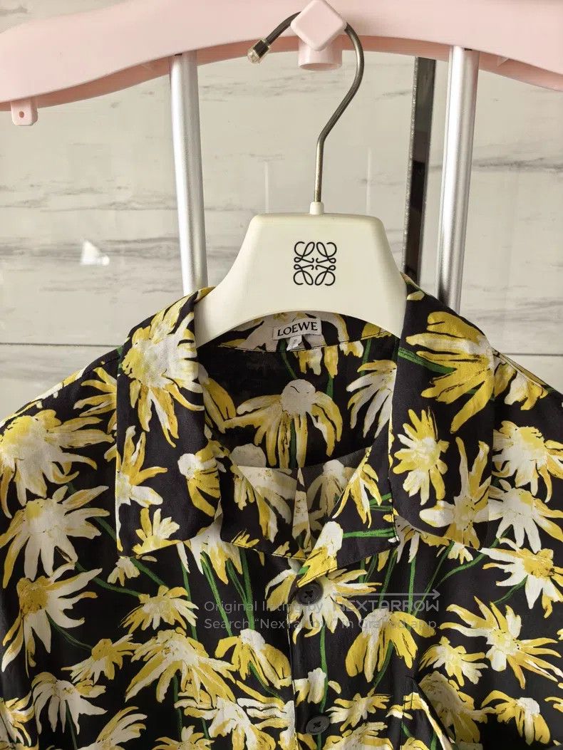 Loewe Loewe Shirt Short-sleeve Size US M / EU 48-50 / 2 - 7 Thumbnail