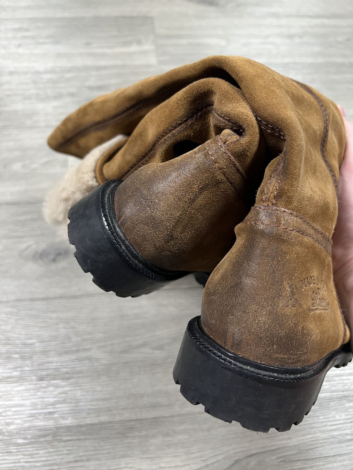 Gucci Gucci Saint Moritz Women Brown Suede Fur Lined Boot Size US 7.5 / IT 37.5 - 16 Thumbnail