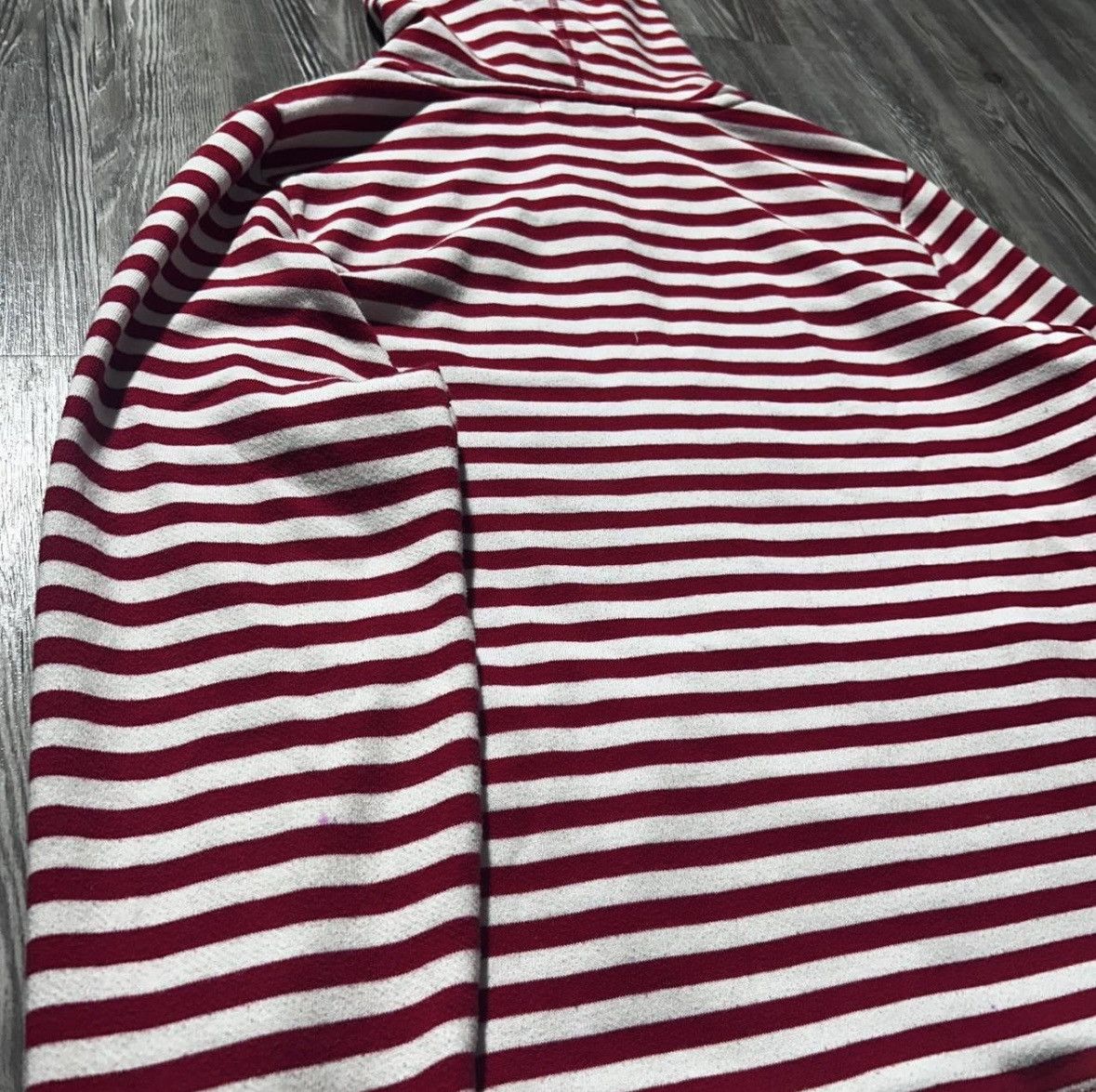 Tommy Hilfiger Tommy Hilfiger red/ striped hoodie Size US L / EU 52-54 / 3 - 5 Thumbnail