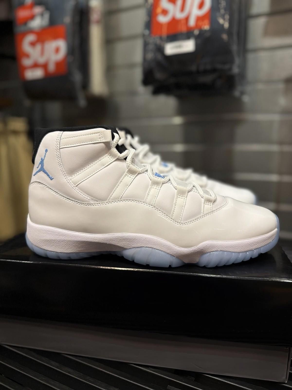Jordan Brand Size 11 - Men Air Jordan 11 Retro 2024 Legend Blue Columbia Size US 11 / EU 44 - 3 Thumbnail