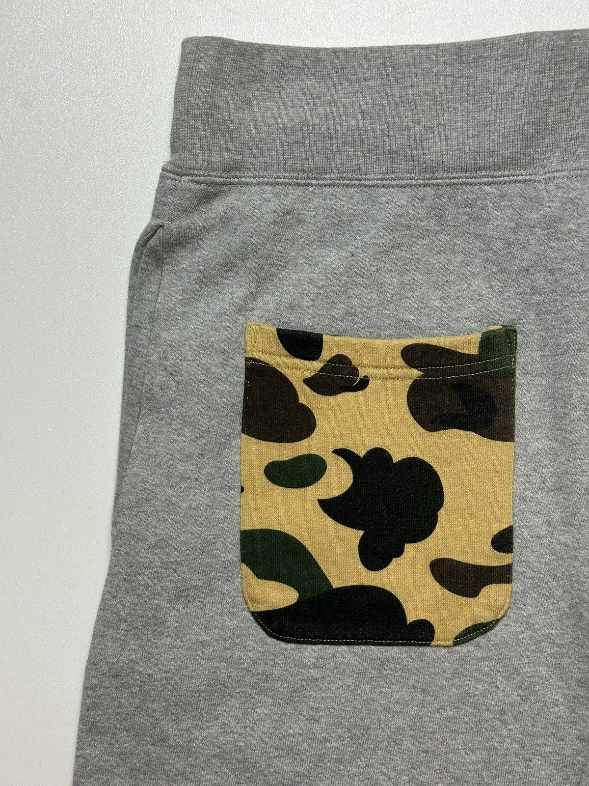 Bape Vintage Bape Camo Shark Shorts Size US 29 - 10 Thumbnail