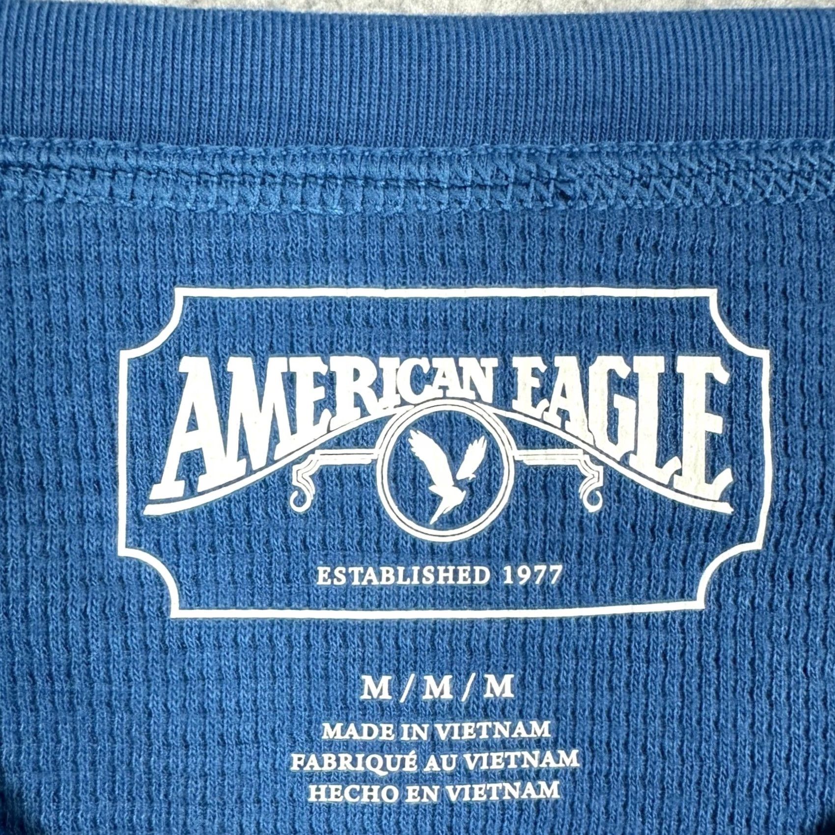 American Eagle Outfitters American Eagle T-Shirt Mens M Blue Waffle Thermal Knit Long Sleeve Crew Neck Embroidered Eagle Logo Size US M / EU 48-50 / 2 - 4 Thumbnail