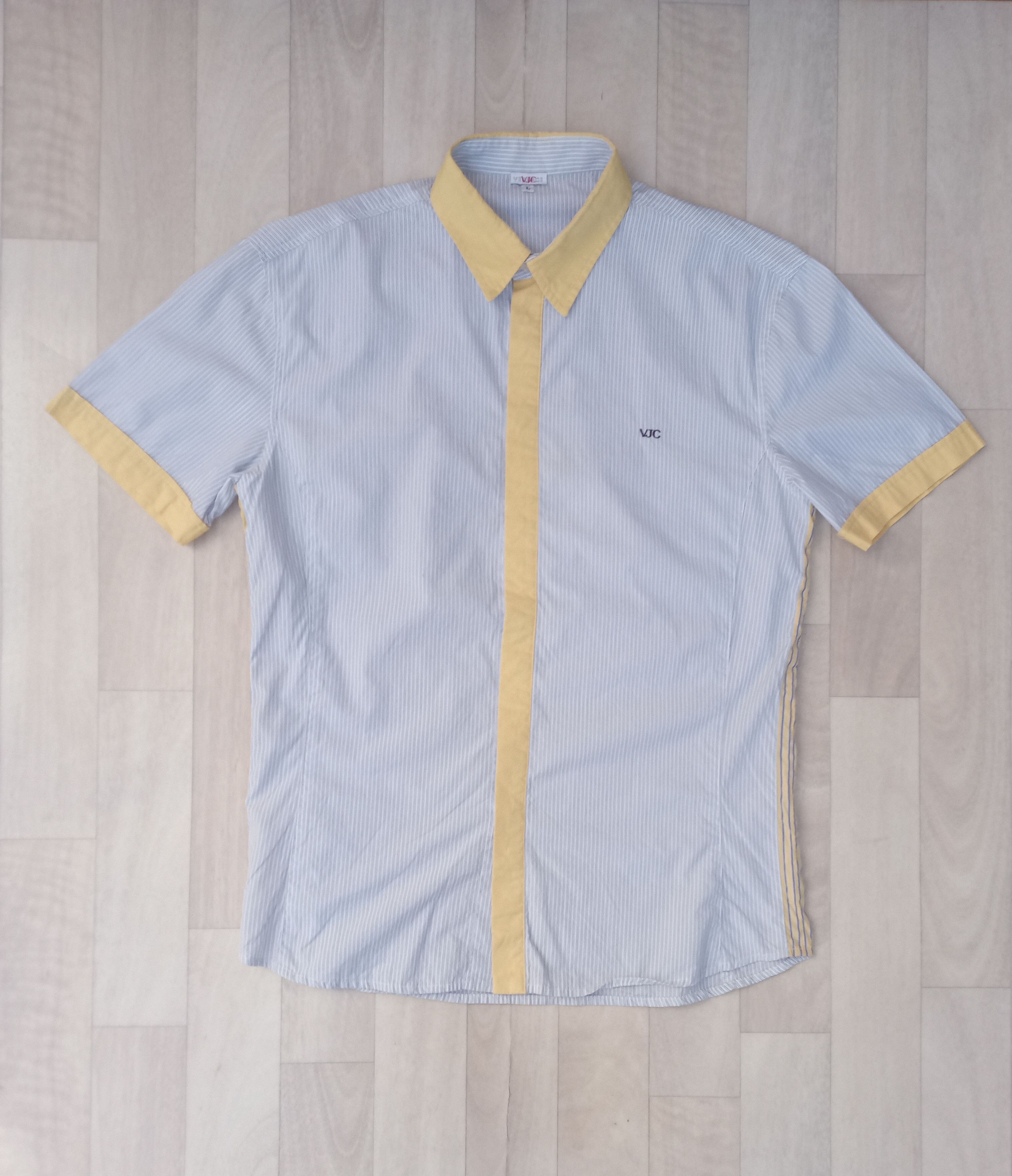 Versace Jeans Couture Versace jeans couture shirt size L Size US L / EU 52-54 / 3 - 1 Thumbnail