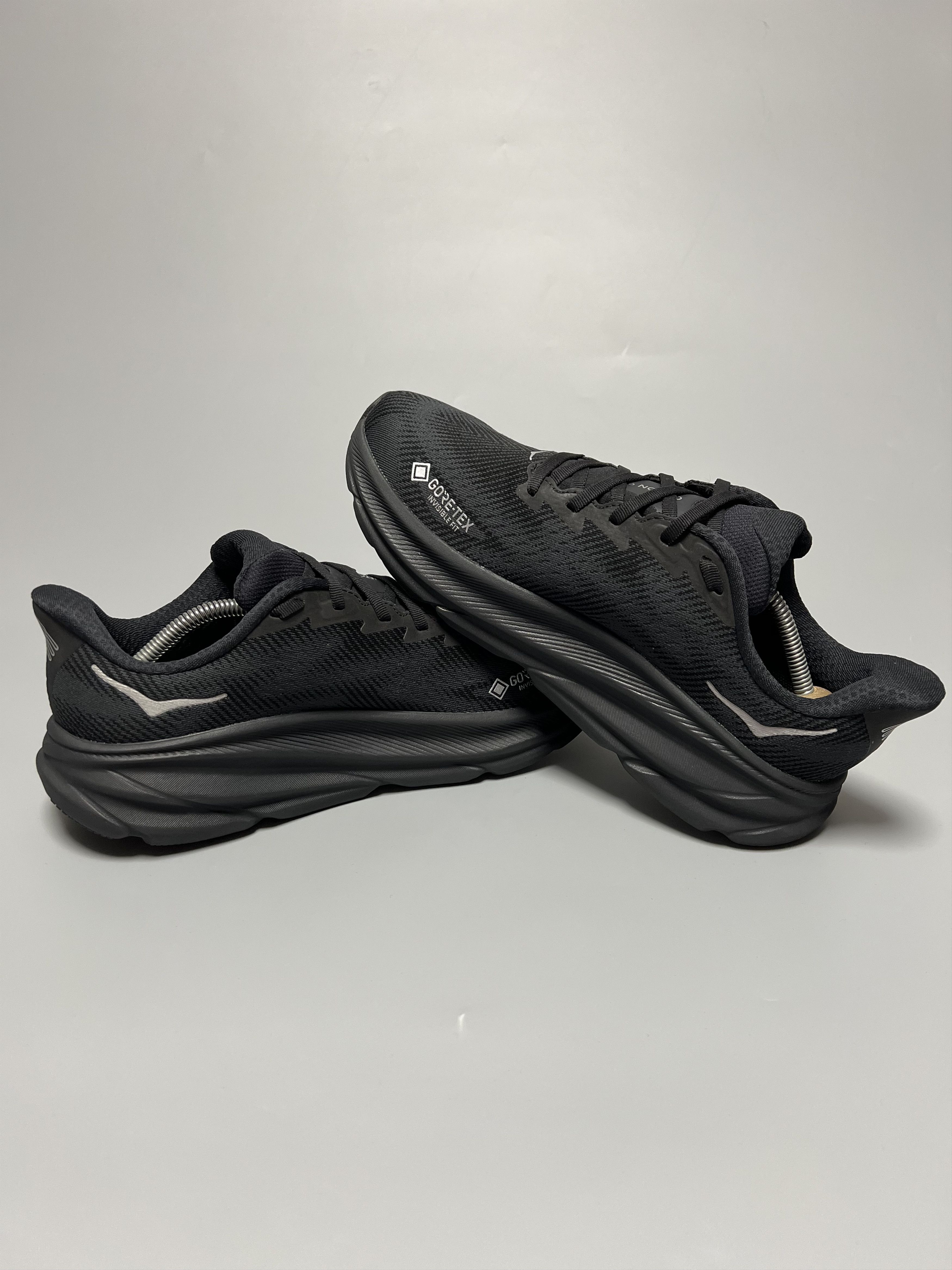 Hoka 10D Hoka One One Clifton 9 GTX Gore-Tex Running Shoes Size US 10 / EU 43 - 5 Thumbnail