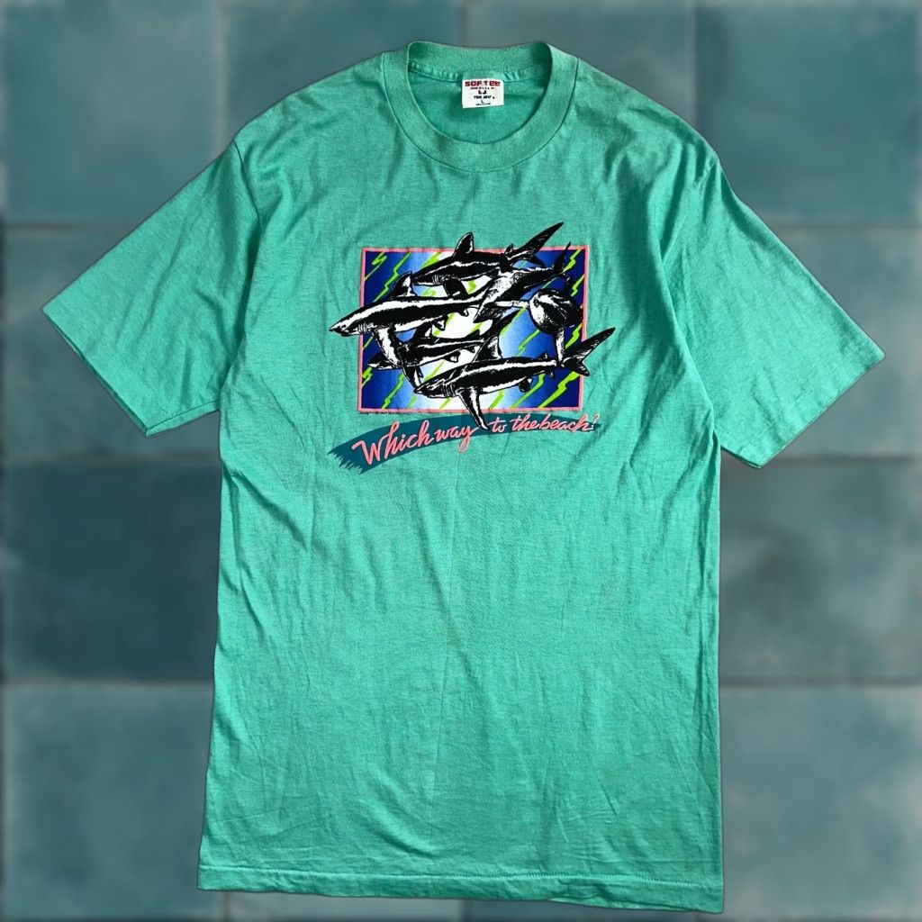 Vintage SHARKS Great White 80s VTG T Shirt Single Stitch Which Way Beach Funny Art Graph Shirt Men L Green Vintage 80s Size US L / EU 52-54 / 3 - 1 Thumbnail