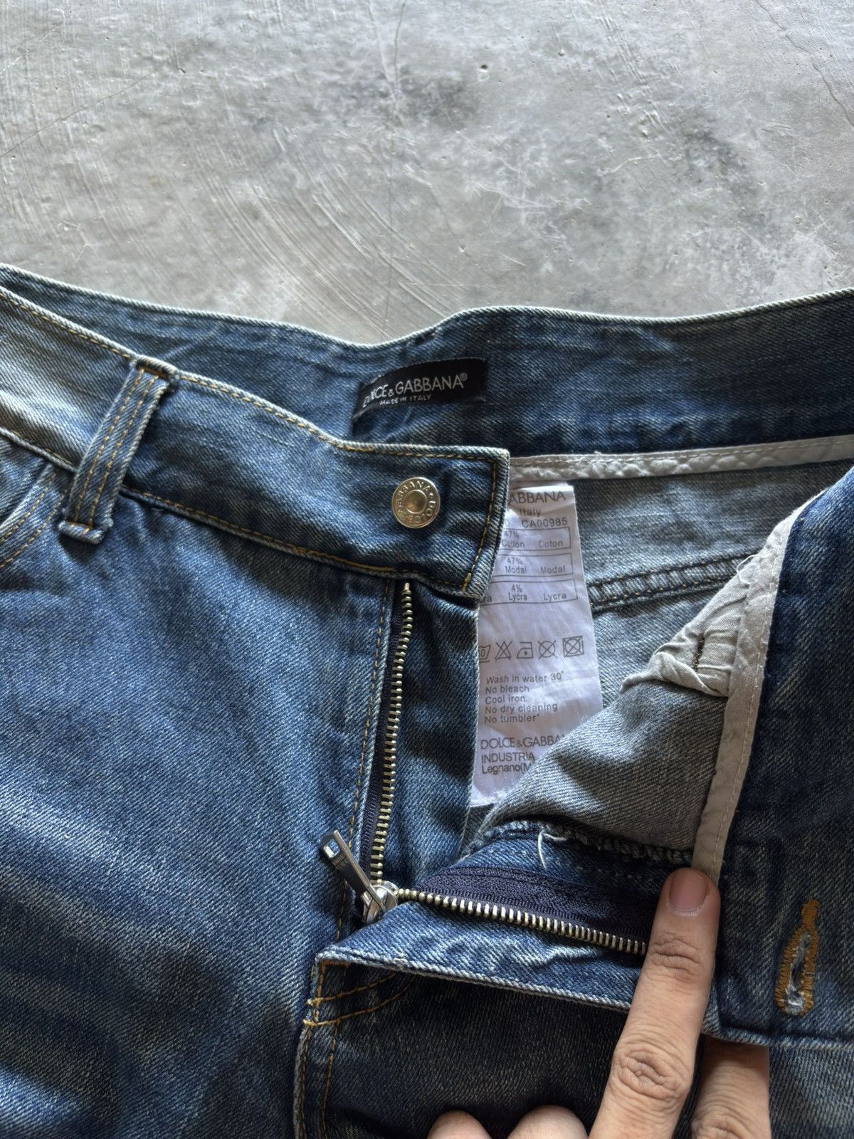 Dolce & Gabbana DOLCE & GABBANA distressed slim fit style Size US 35 - 3 Thumbnail
