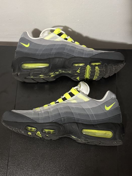 air max 95 neon green 2020