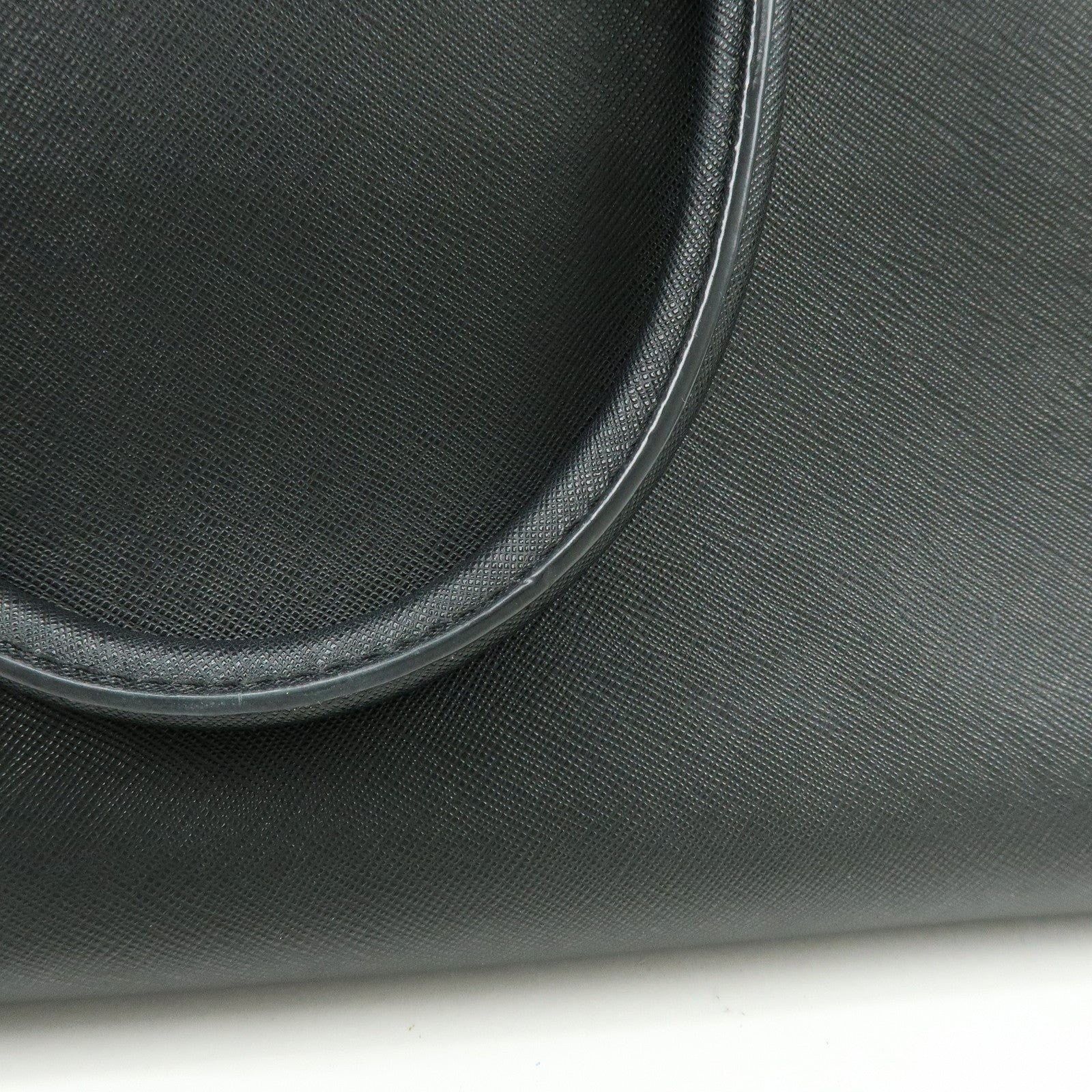 Michael Kors Michael Kors Saffiano Leather Handbag Black Size ONE SIZE - 8 Thumbnail