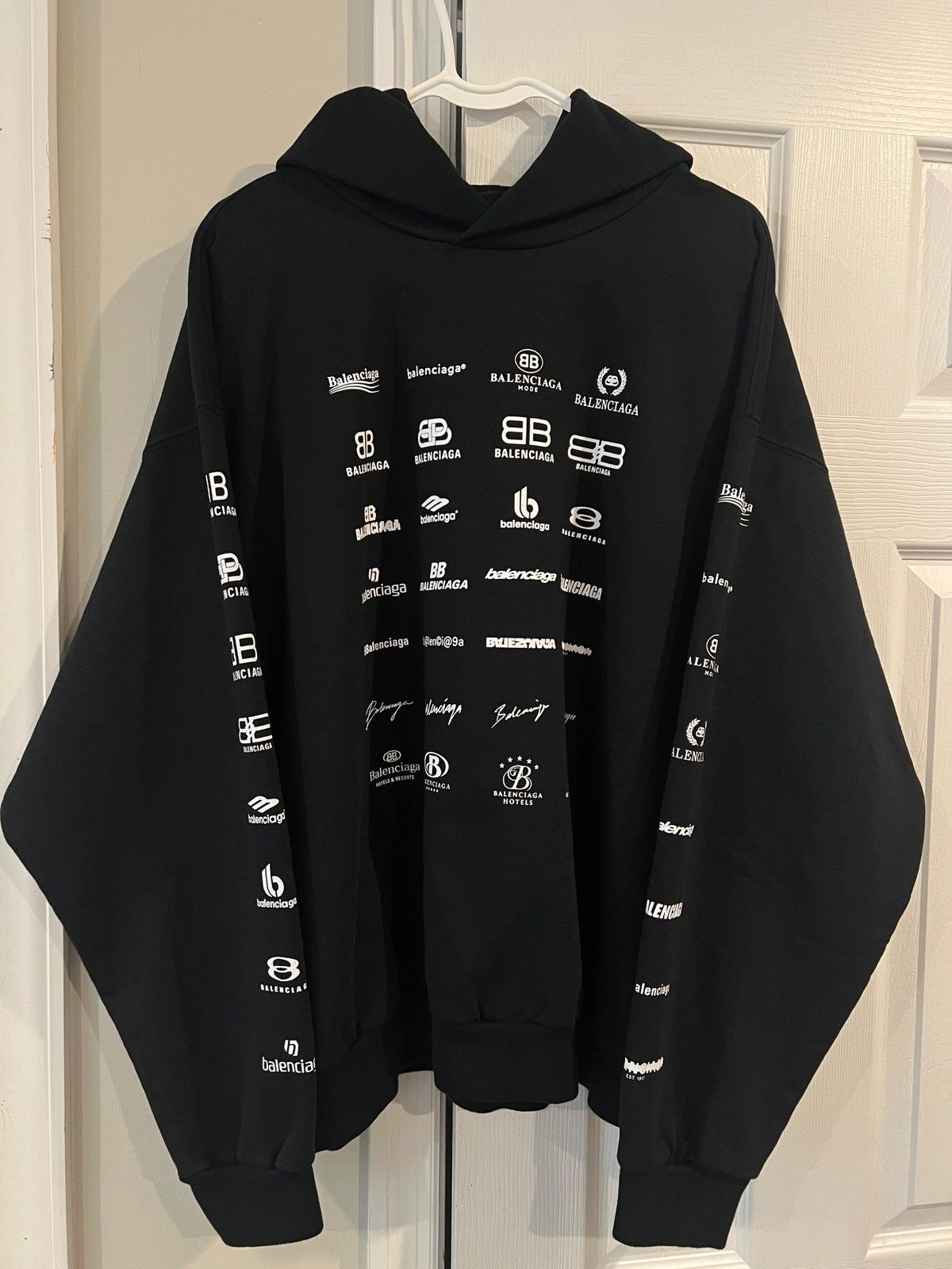 Balenciaga Balenciaga Monogram Logo Hoodie Size US XS / EU 42 / 0 - 1 Thumbnail