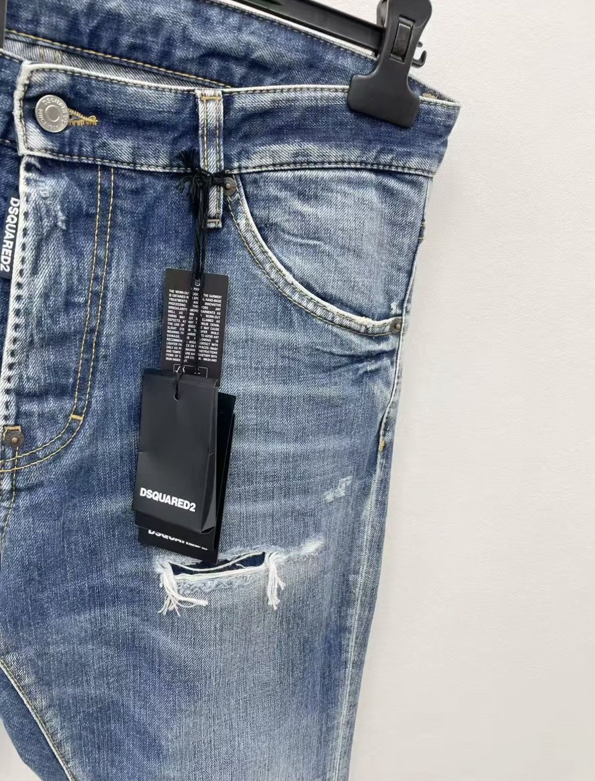 Dsquared2 DSQUARED2 (D2) 100% Cotton Washed Distressed Jeans J30 Size US 30 / EU 46 - 4 Thumbnail