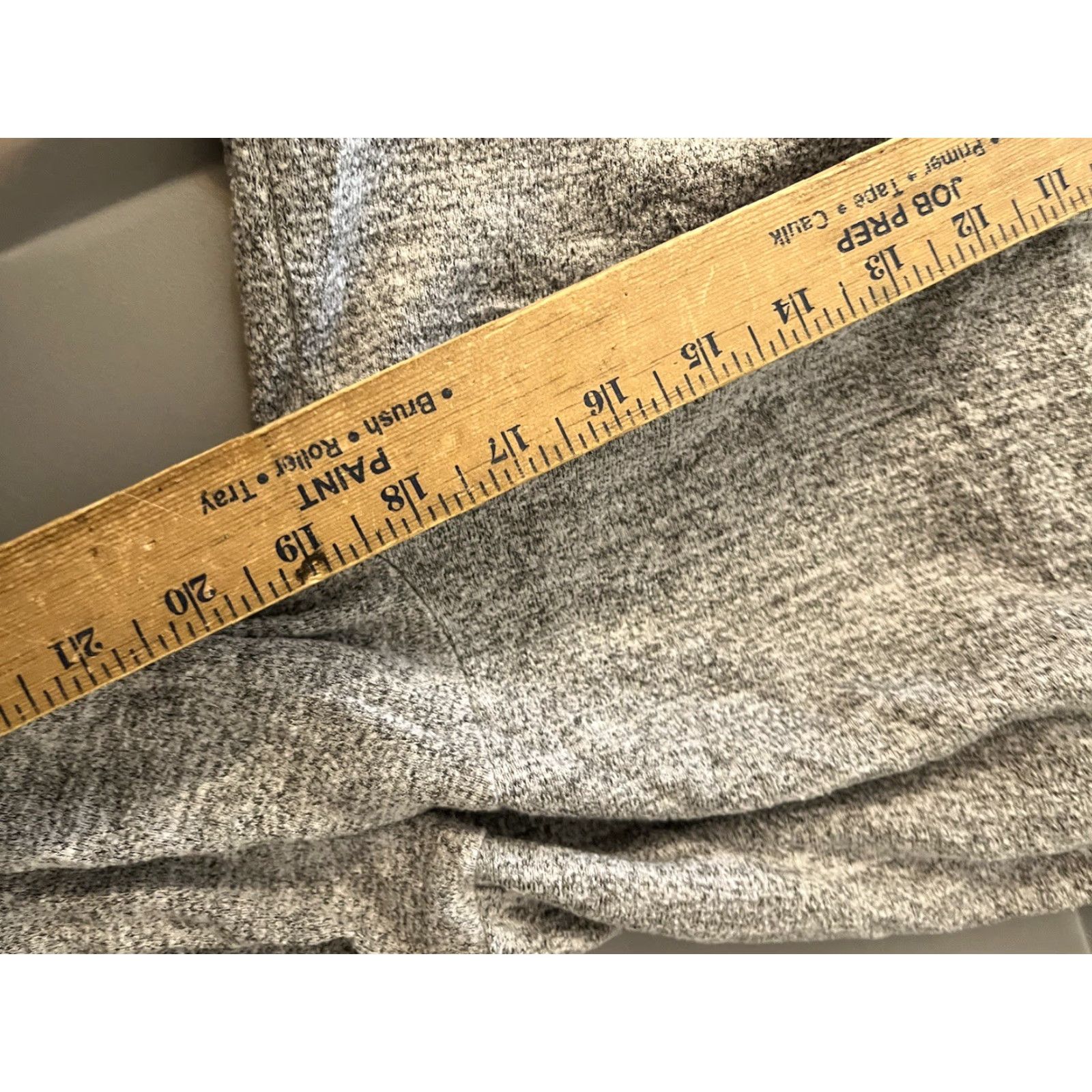 Gap Gap Hoodie Women Gray Polyester Blend Knit Long Sleeve Medium Pullover Pockets Activewear Regular Size M Size M / US 6-8 / IT 42-44 - 6 Thumbnail