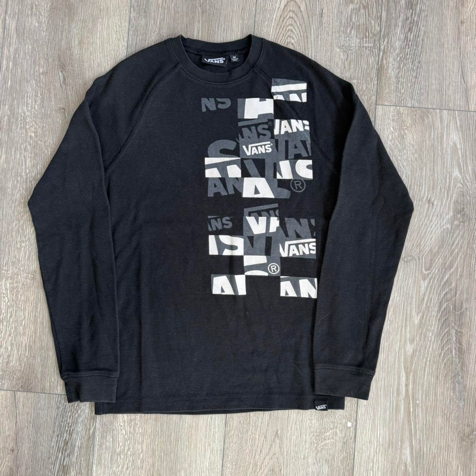 Vans Vintage y2k vans thermal long sleeve Size US M / EU 48-50 / 2 - 1 Thumbnail