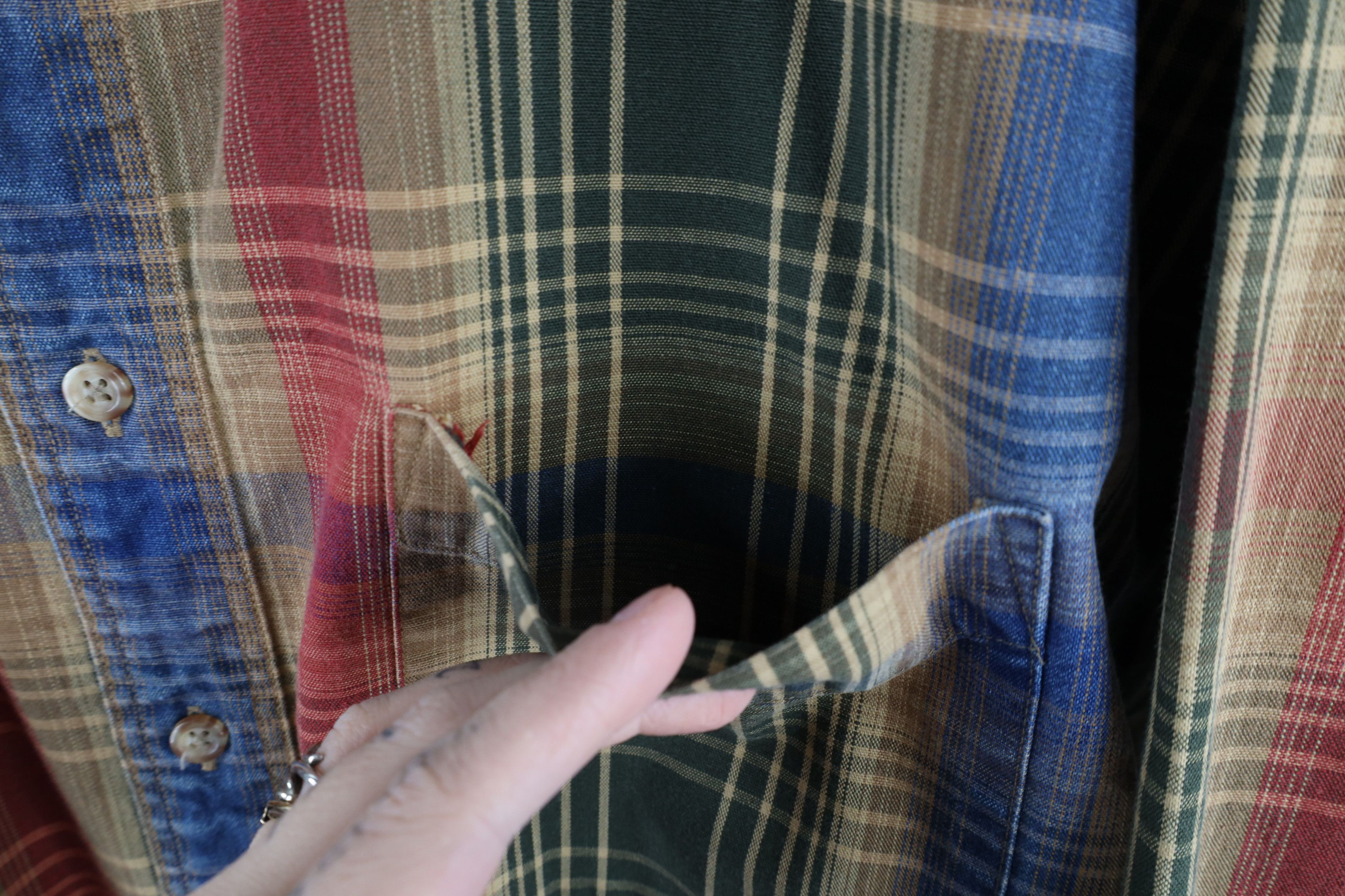 Vintage Vintage 90s Streetwear Plaid Collared Button Down Shirt Size US XL / EU 56 / 4 - 4 Thumbnail