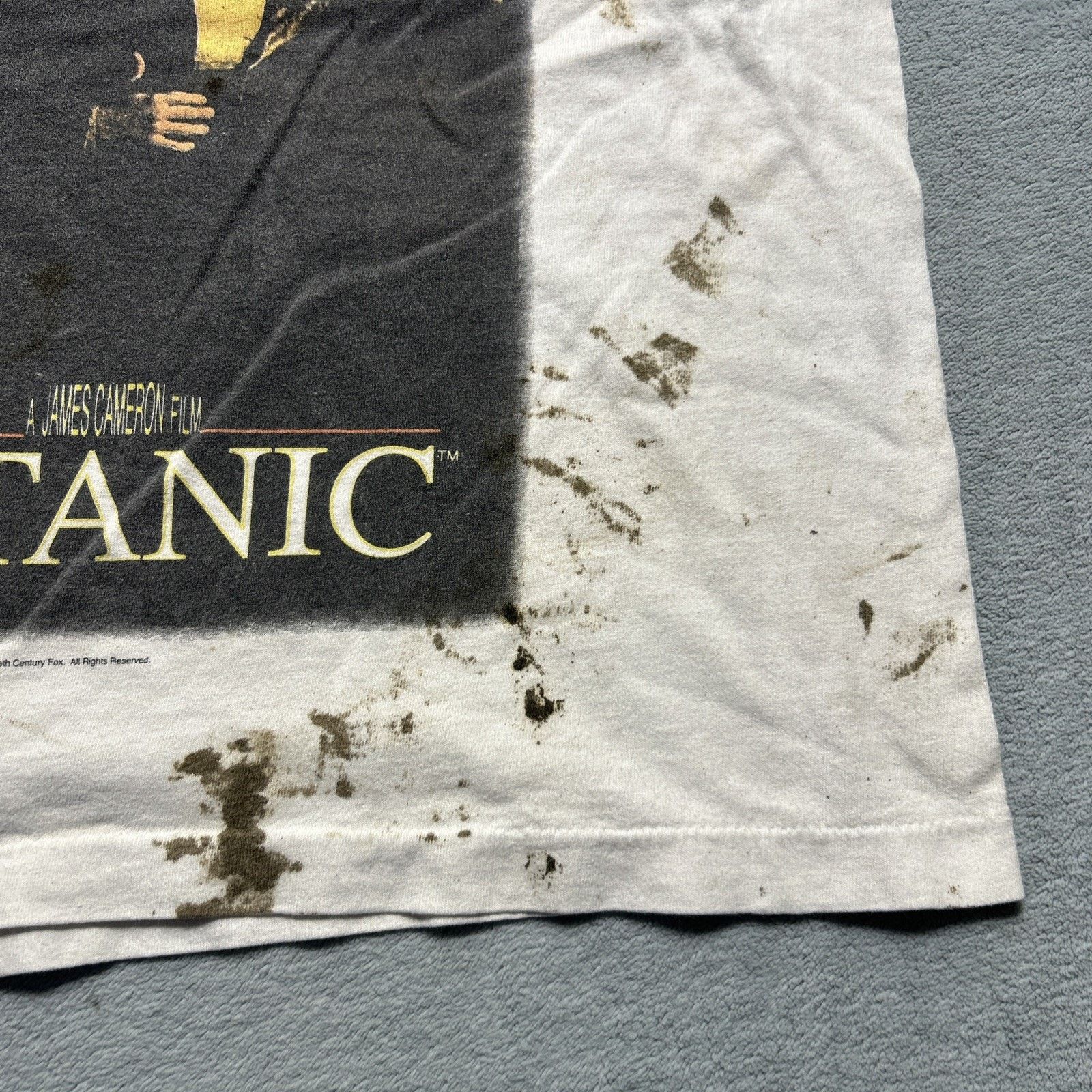 Gildan 98 Titanic Shirt Boys Youth 10/12 Med 15.5x21 Single Stitch Size US M / EU 48-50 / 2 - 10 Thumbnail