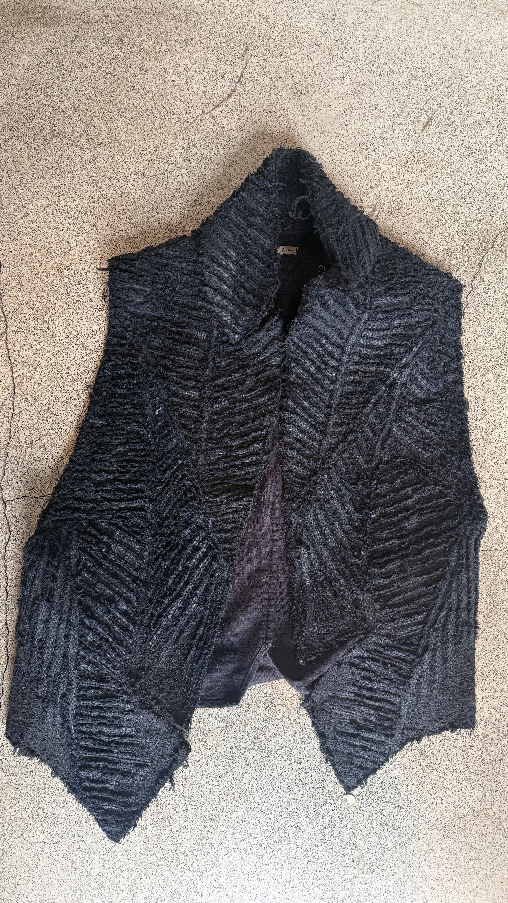 Sandrine Philippe Hand embroidered vest Size US M / EU 48-50 / 2 - 6 Thumbnail