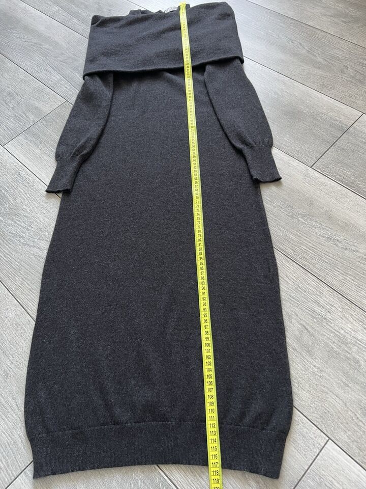 Brunello Cucinelli Brunello Cucinelli Long Cashmere Dress Grey Size S Size S / US 4 / IT 40 - 23 Thumbnail