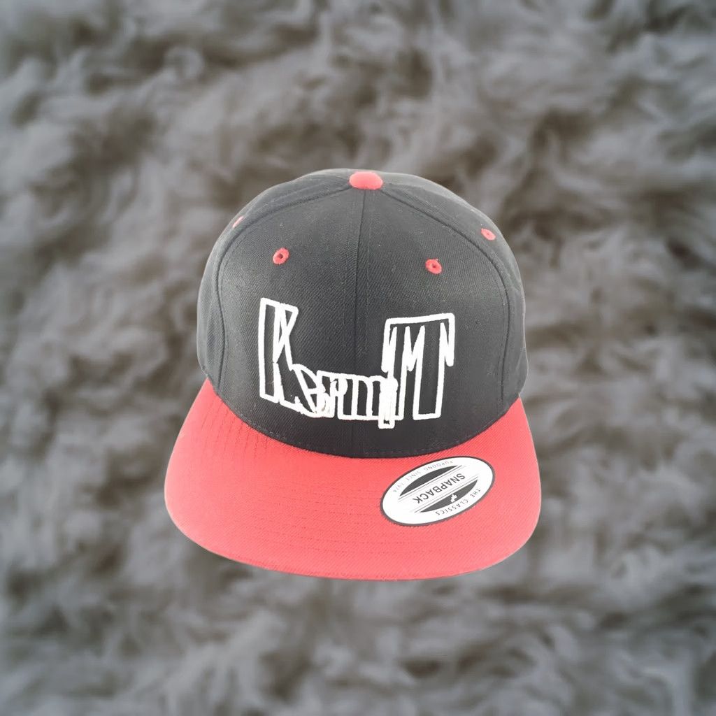 Vintage VINTAGE Yupoong Hat Mens Adjustable Black The Classics Snapback Since Red Size ONE SIZE - 1 Thumbnail