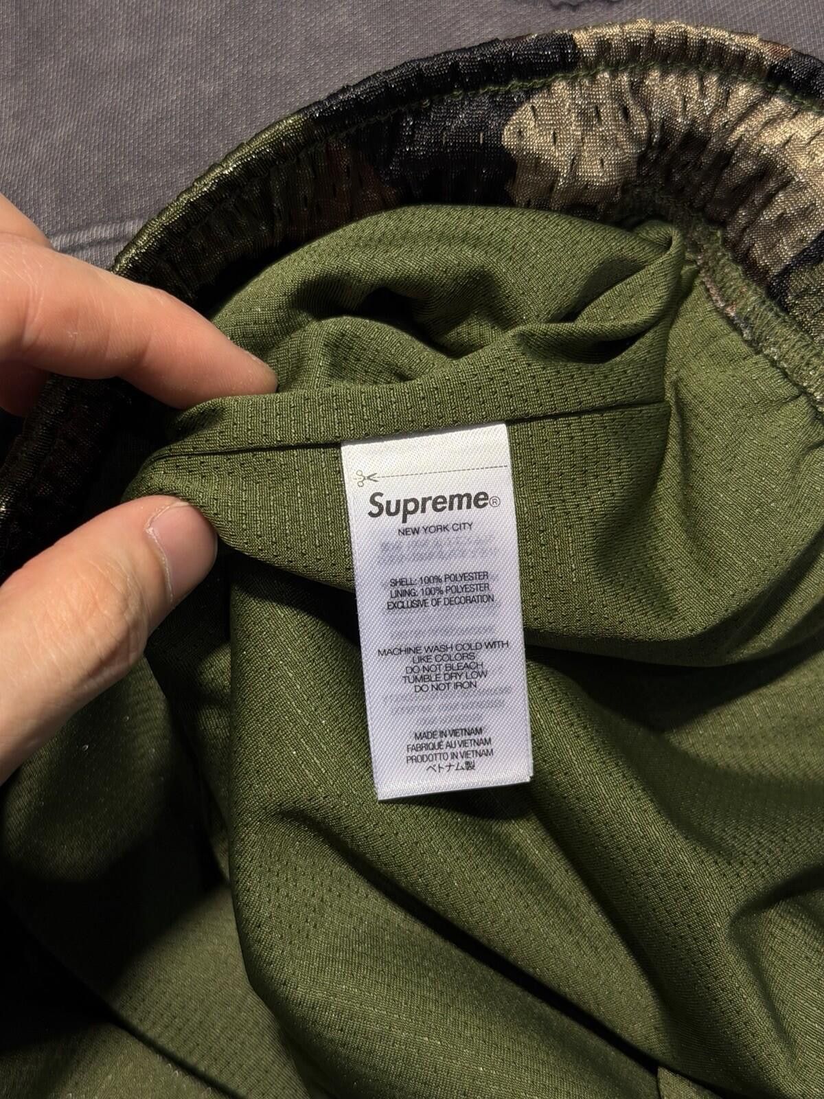 Supreme Supreme Small Box Baggy Mesh Shorts Size (Large) NEW Camo Size US 34 / EU 50 - 10 Thumbnail