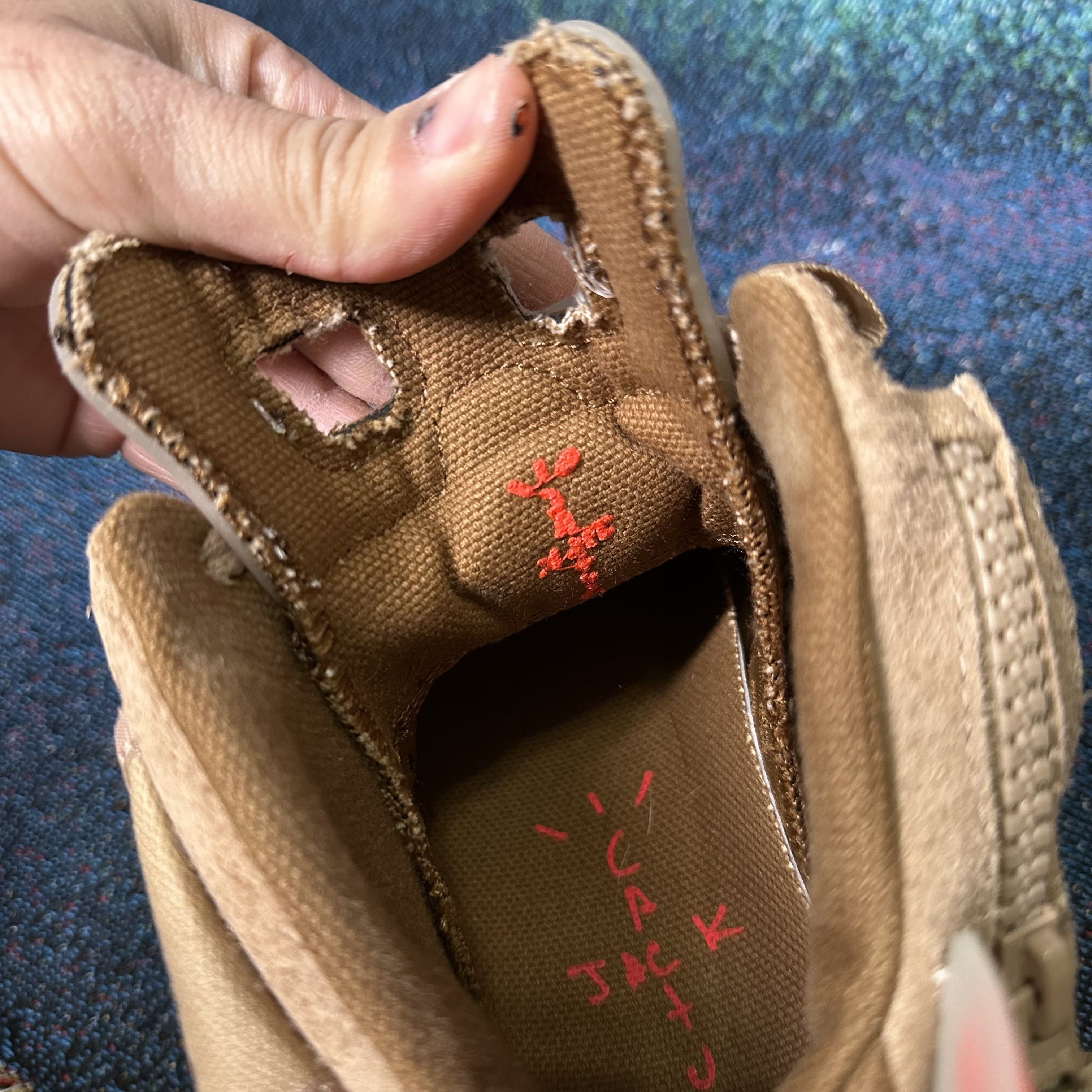 Jordan Brand × Travis Scott Air Jordan x Travis Scott Retro 6 British Khaki Size US 5 / EU 37 - 7 Thumbnail