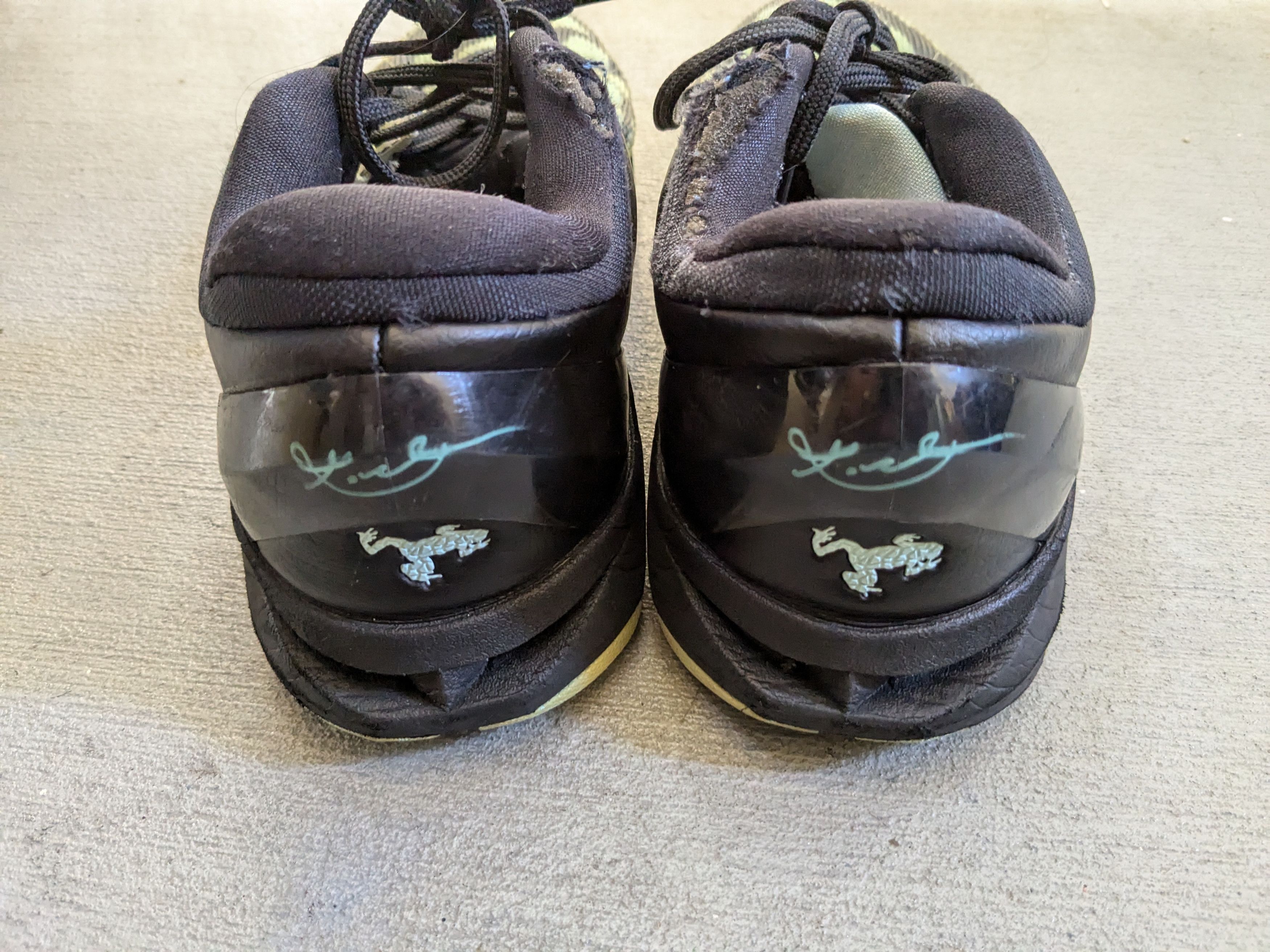 Nike NIKE KOBE VII 7 Men 10.5 Poison Dart Frog 488371-300 Size US 10.5 / EU 43-44 - 17 Thumbnail