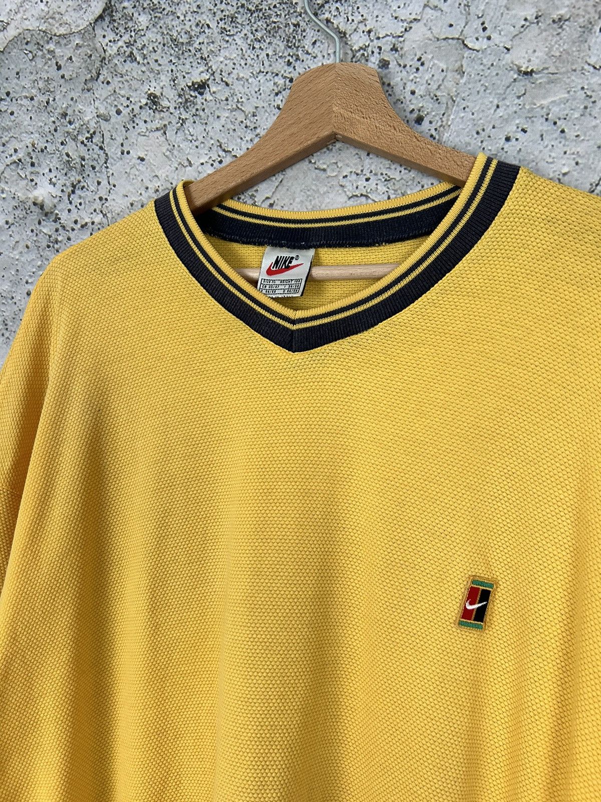 Nike Vintage Nike Challenger Court Tennis Sportswear Tee 90s Size US XL / EU 56 / 4 - 3 Thumbnail