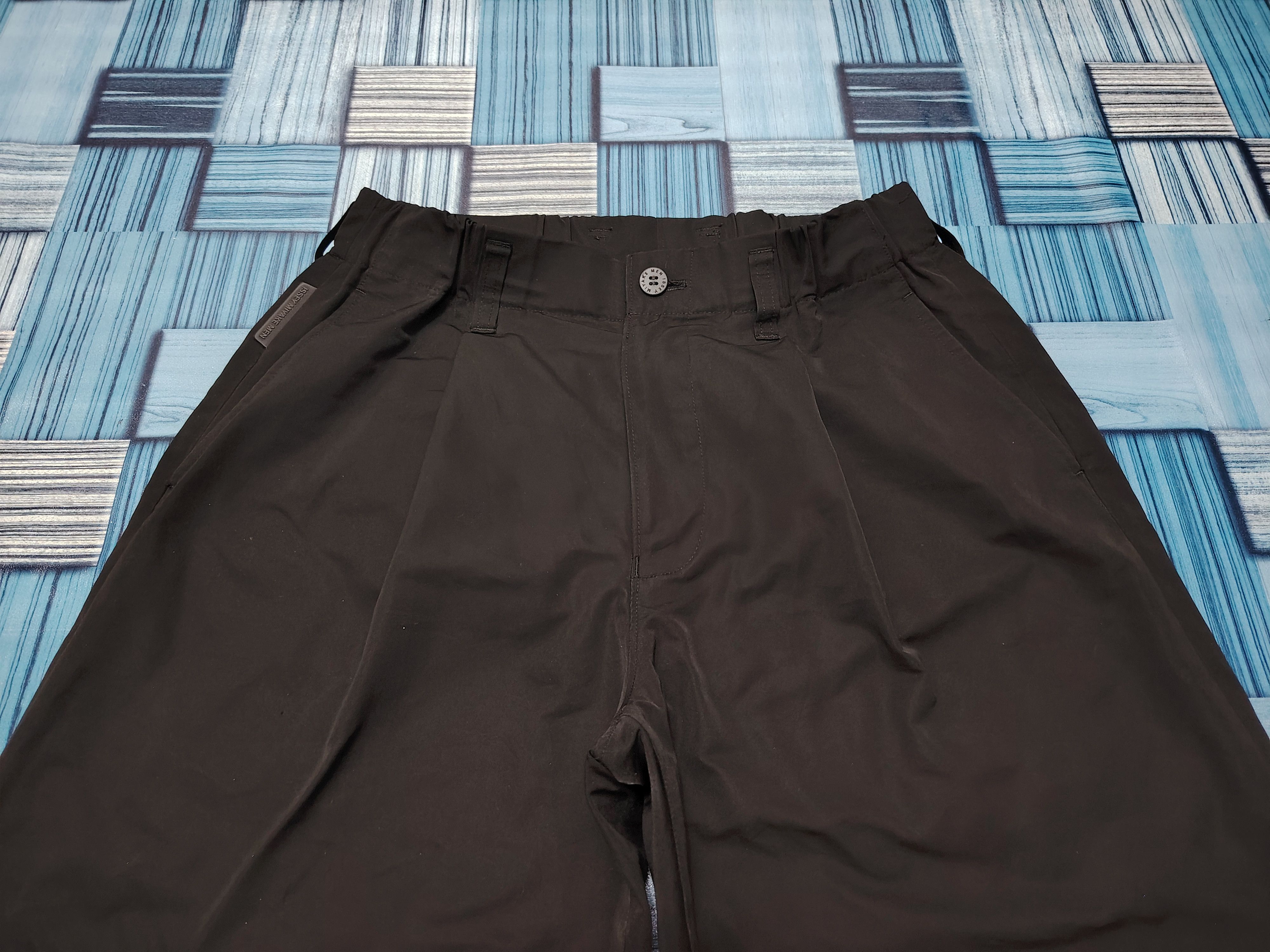 Issey Miyake Issey miyake men relaxed black pants Size US 29 - 5 Thumbnail