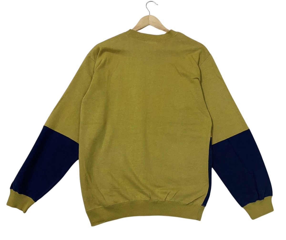 Vintage Vintage 90s London, United Kingdom Maps Big Logo Sweatshirt Size US M / EU 48-50 / 2 - 6 Thumbnail