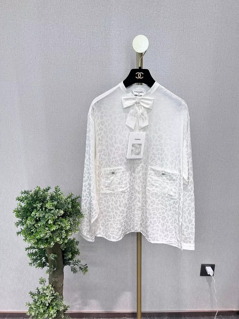 Chanel Chanel 23a silk shirt Size XS / US 0-2 / IT 36-38 - 1 Thumbnail