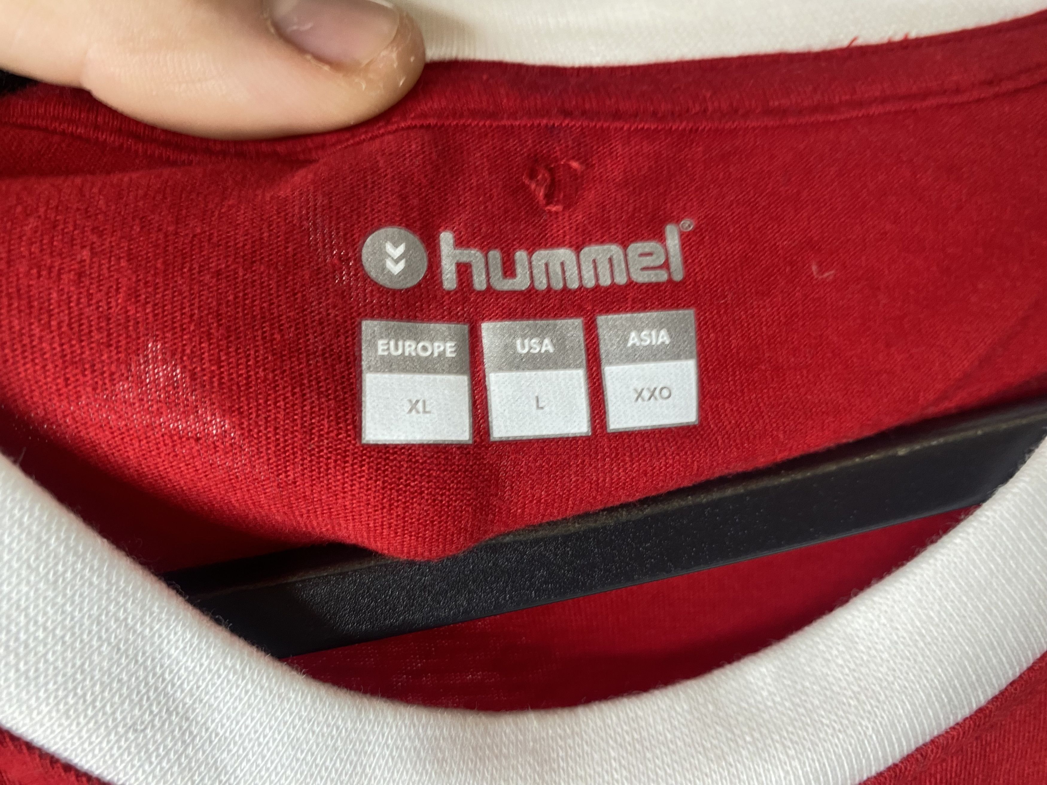 Hummel DENMARK TEAM 2018 2019 COTTON FOOTBALL SHIRT SOCCER JERSEY Size US XL / EU 56 / 4 - 6 Thumbnail