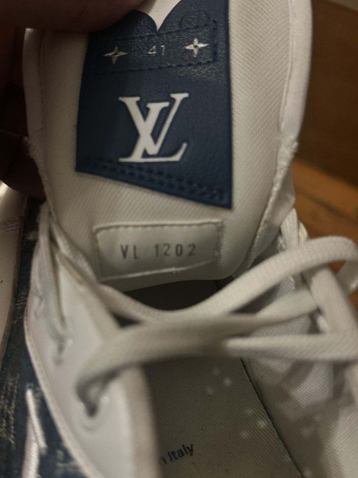 Louis Vuitton White and Blue louis vuitton sneakers Size US 10 / IT 40 - 9 Thumbnail