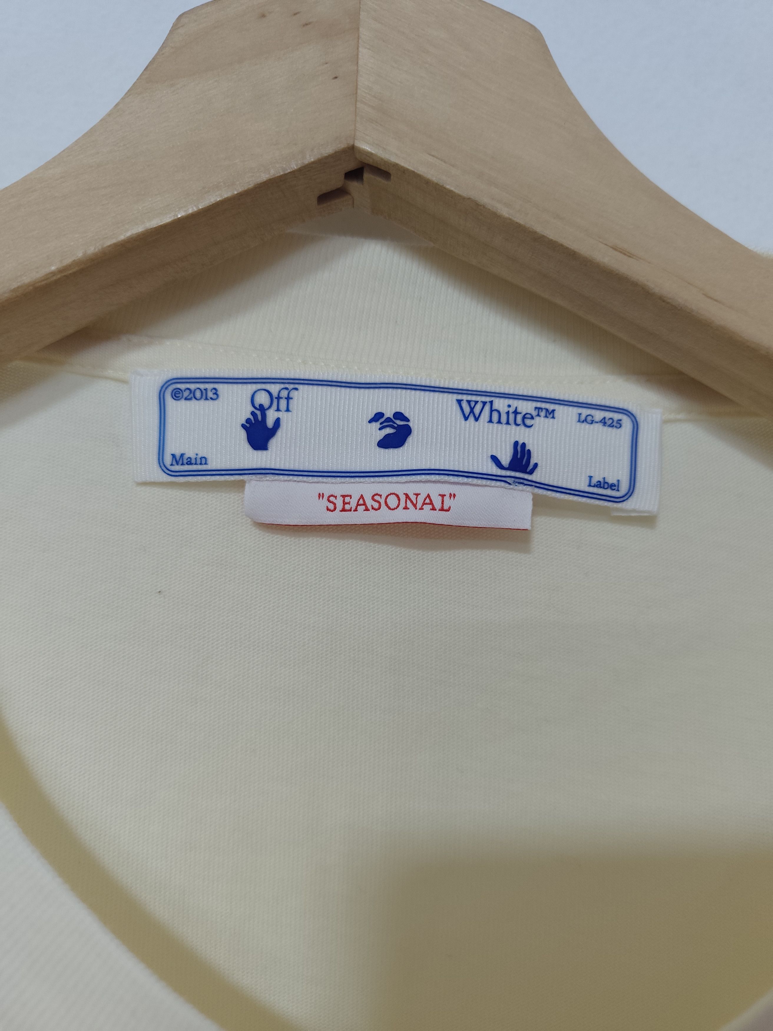 Off-White Off-White "Bookish Logo" Size US XL / EU 56 / 4 - 4 Thumbnail