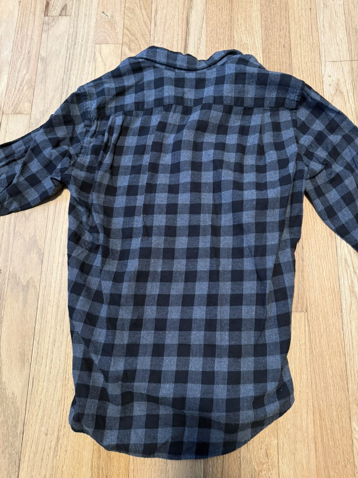 Uniqlo Black Flannel Checkered Button Up Shirt Size US S / EU 44-46 / 1 - 5 Thumbnail